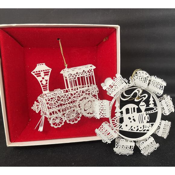 Winterlace by‎ Tamerlane Trains Christmas Ornaments Vintage Lot of 2 - Picture 1 of 6